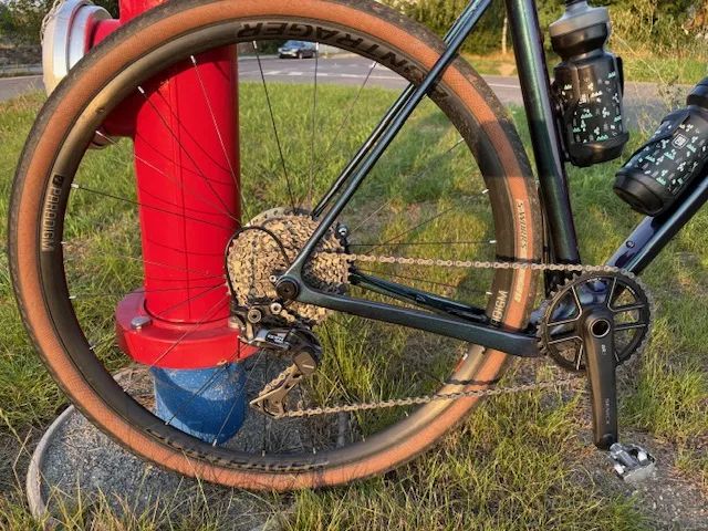 Gravel Sabro 2025, Shimano GRX, velikost 58