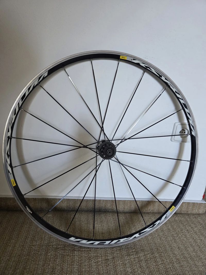 2 sady Mavic: Aksium / Ksyrium Equipe S
