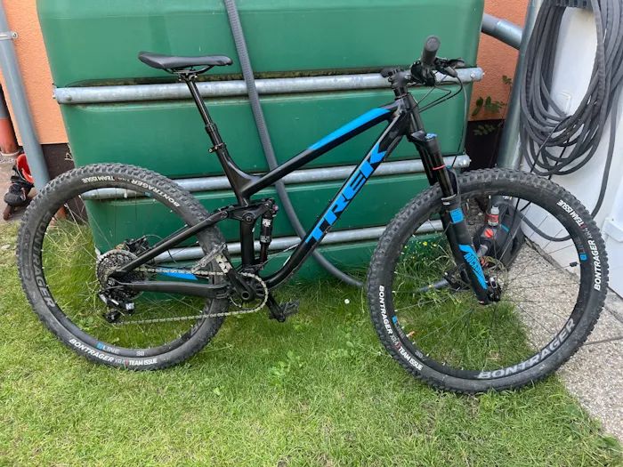 Prodám Trek Fuel Ex 7 2019 velikost 19,5