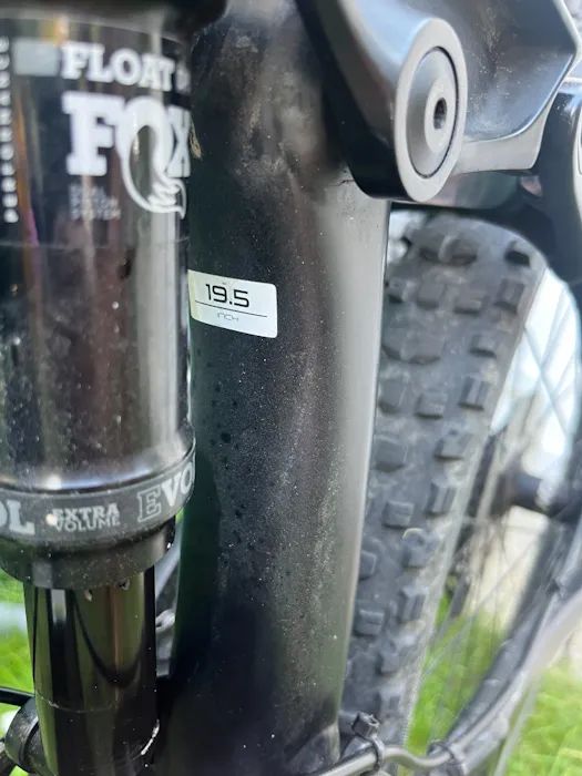 Prodám Trek Fuel Ex 7 2019 velikost 19,5