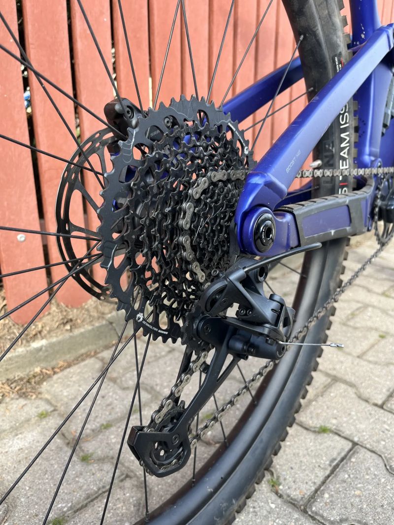 Trek Slash 8