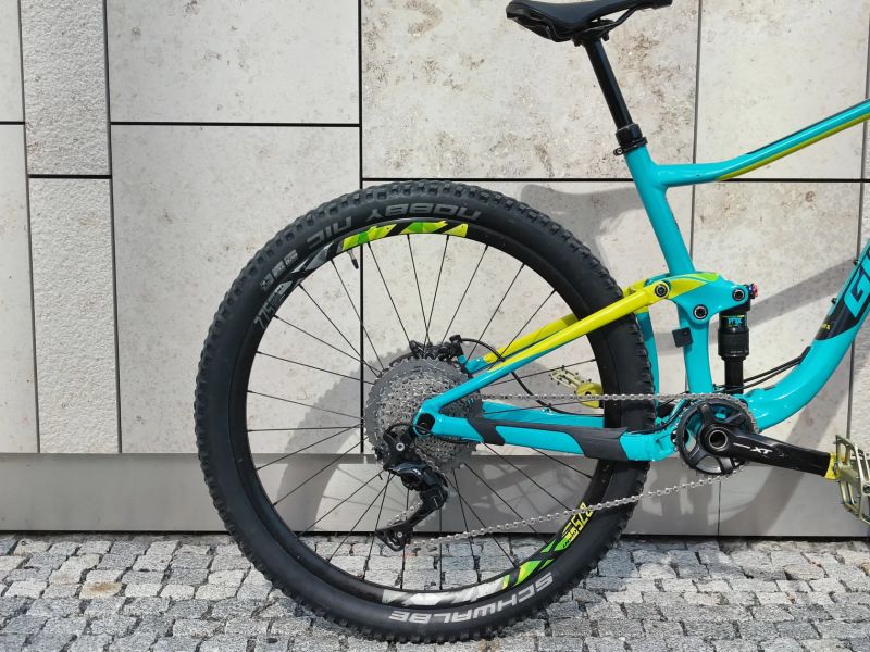 Giant Anthem SX 1 27,5" vel. M roku 2017