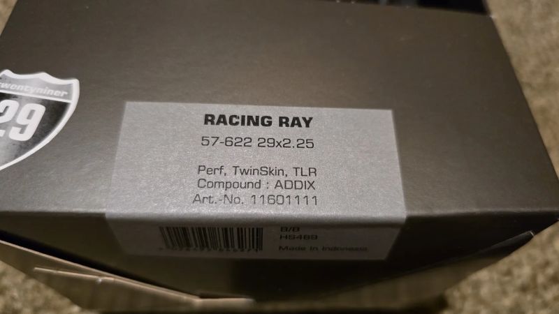 Plašť Schwalbe Racing Ralph a Racing Ray 29x2,25 nový zabalený