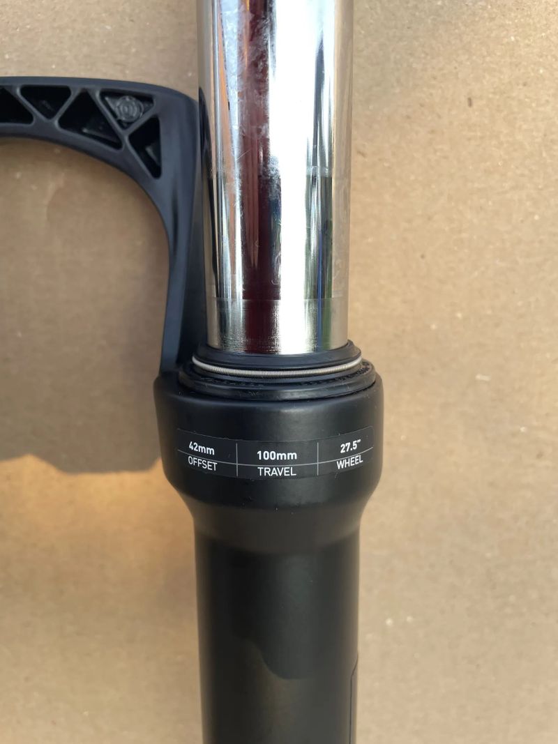 NOVÁ - RockShox Judy 27.5