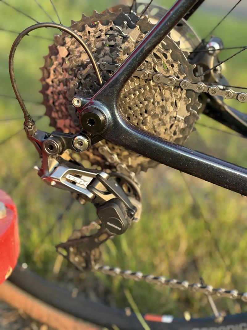 Gravel Sabro 2025, Shimano GRX, velikost L