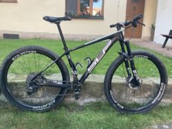 Prodám Superior HT Team issue