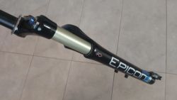 SR Suntour Epicon X1 - 1700g