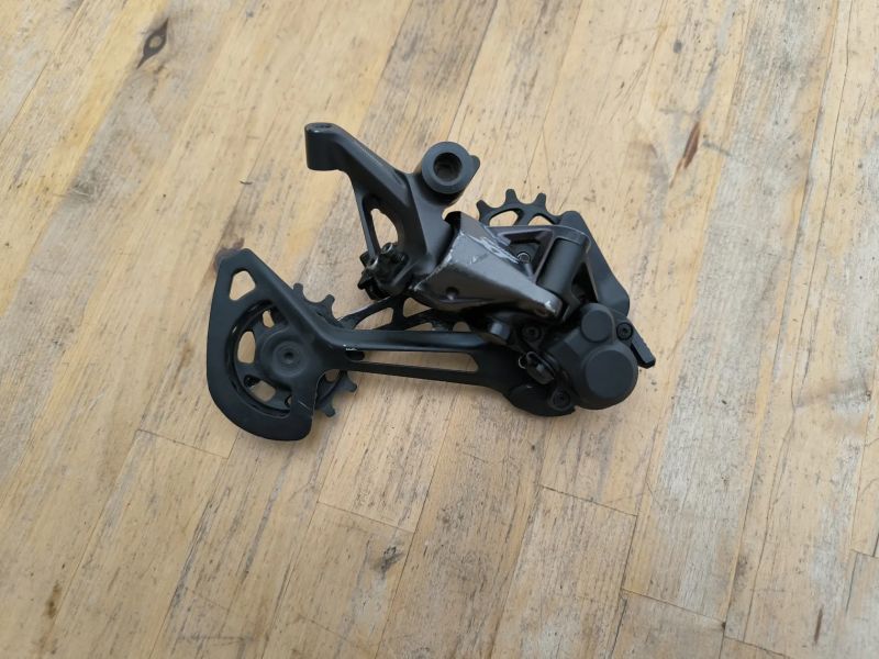  Shimano XT RD-M8100 SGS + řazení XT SL-M8100-IR
