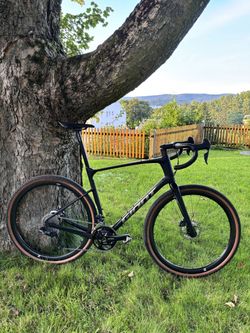 Gravel kolo Giant REVOLT ADVANCED 0 černá, 2024 - vel. XL (NOVÝ RÁMOVÝ SET)