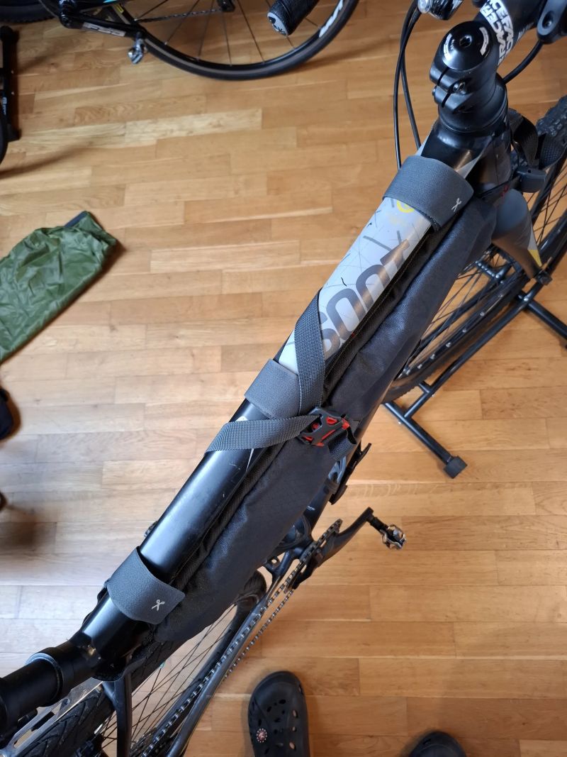 Bikepacking brašna Acepac roll frame bag L + drybag - 1x použito