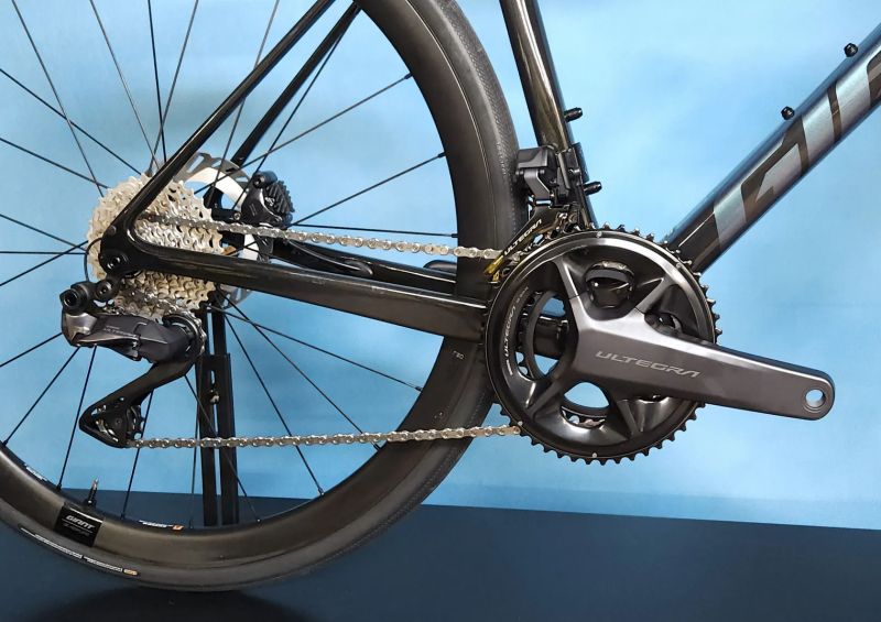 GIANT Defy Advanced Pro 0 Di2 2025 – špičkové endurance silniční kolo - NOVÉ