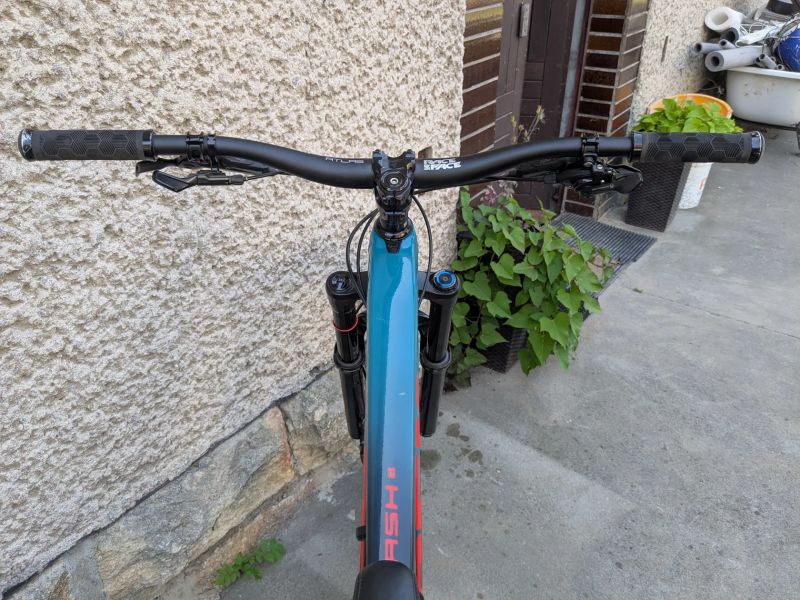 Trek Slash 8 M/L