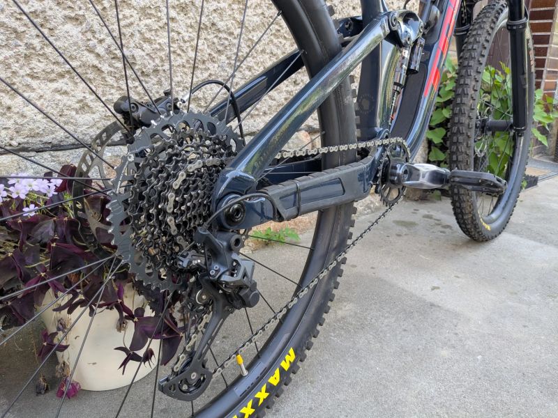 Trek Slash 8 M/L