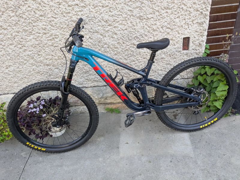 Trek Slash 8 M/L
