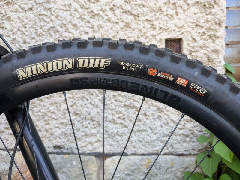 Trek Slash 8 M/L