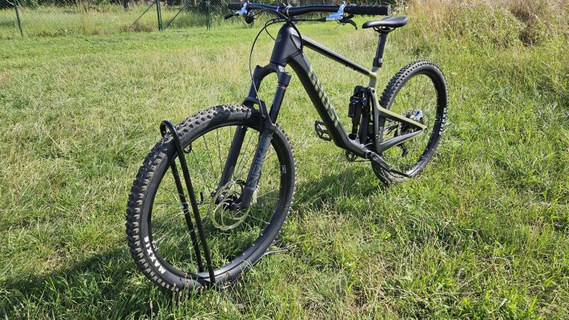 Ghost Riot Trail CF Pro 2025, 29", vel. L (178 - 190cm), karbon, enduro