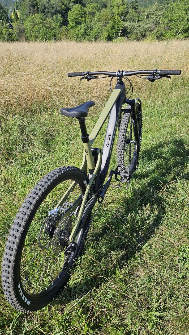 Ghost Riot Trail CF Pro 2025, 29", vel. L (178 - 190cm), karbon, enduro