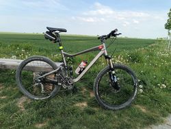 Giant Trance X1