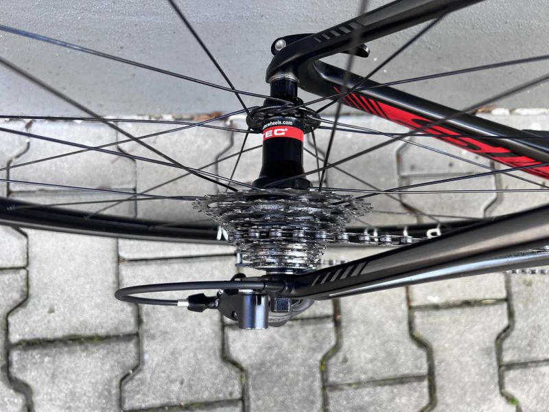 Prodám silniční endurance kolo Specialized Roubaix SL4 S-Works Dura Ace 58cm