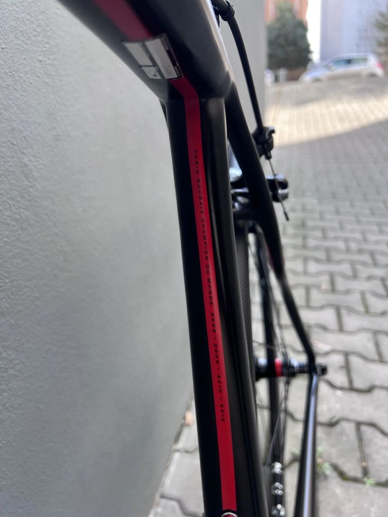 Prodám silniční endurance kolo Specialized Roubaix SL4 S-Works Dura Ace 58cm