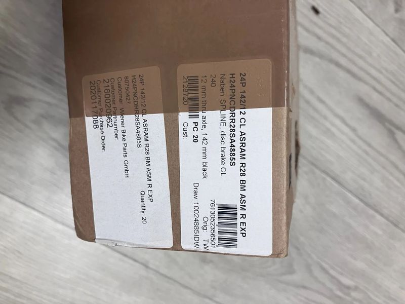 zadní silniční náboj DT SWISS 240