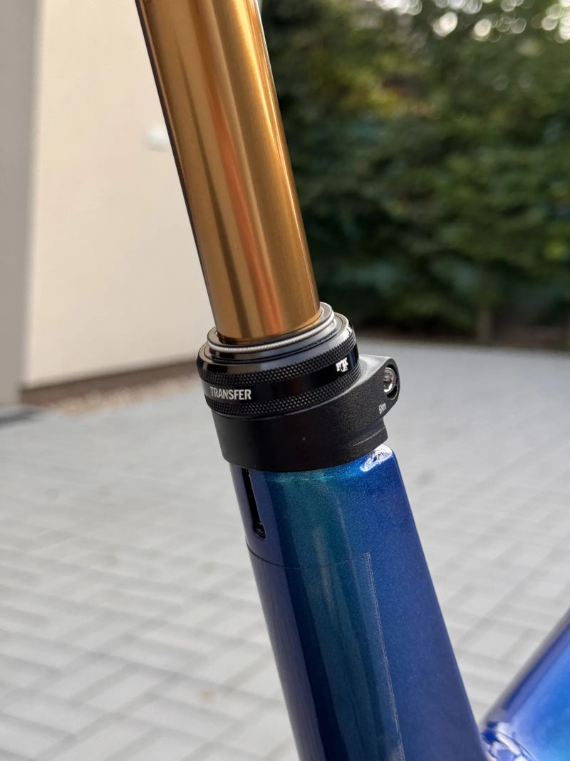 FOX Transfer Factory teleskopická sedlovka 31,6, + ovládací páčka