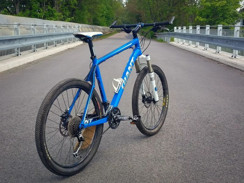 Horské kolo Giant XTC polocarbon 