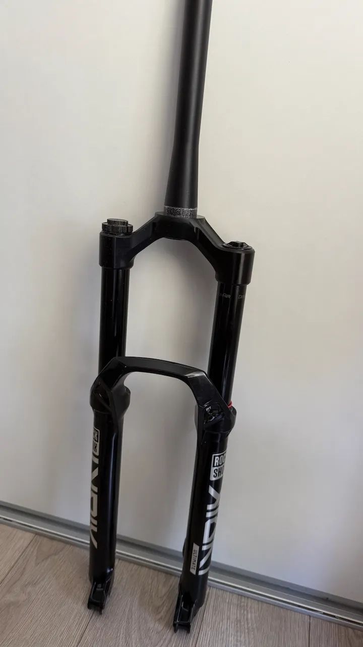 RockShox Lyrik Ultimate Charger 3 RC2 DebonAir+ 160mm/44mm offset