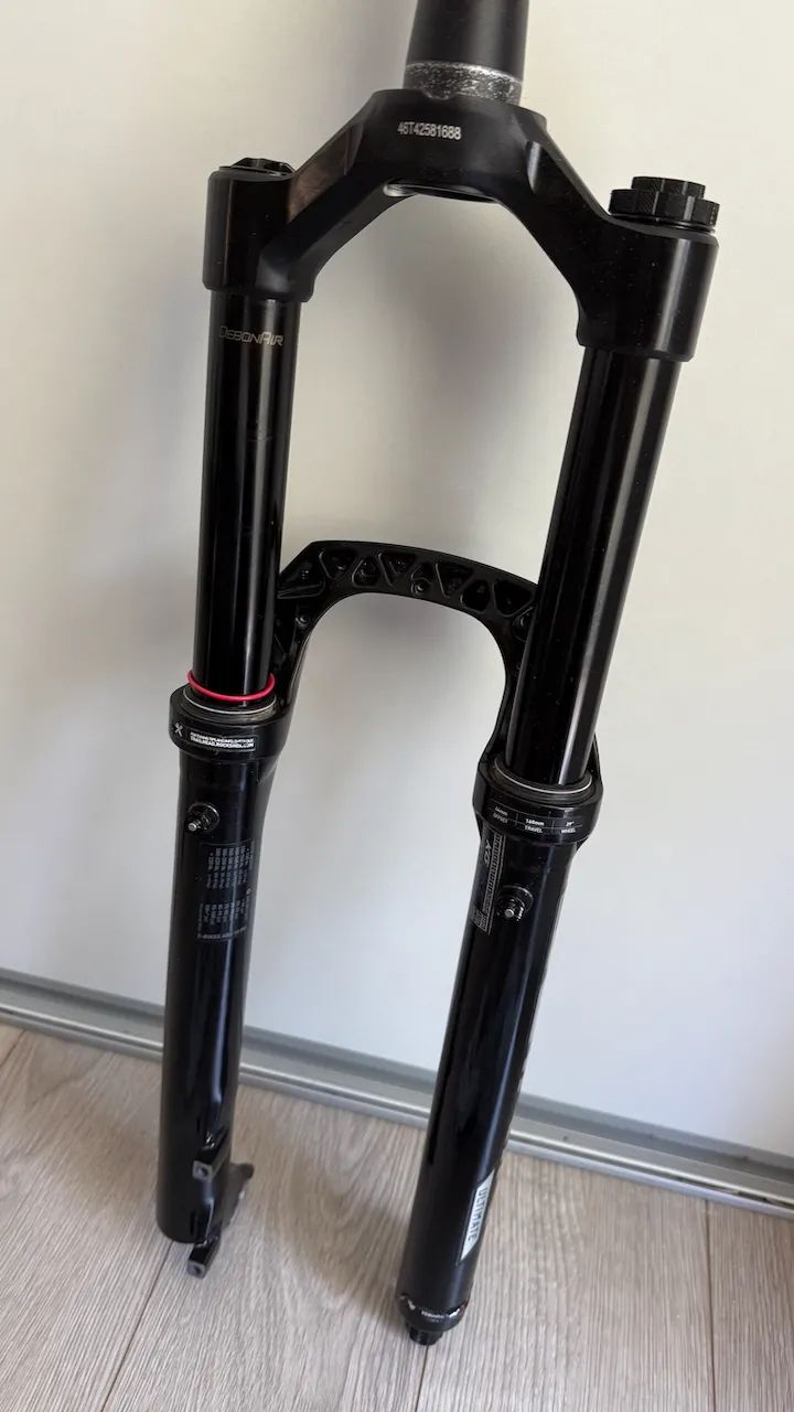 RockShox Lyrik Ultimate Charger 3 RC2 DebonAir+ 160mm/44mm offset