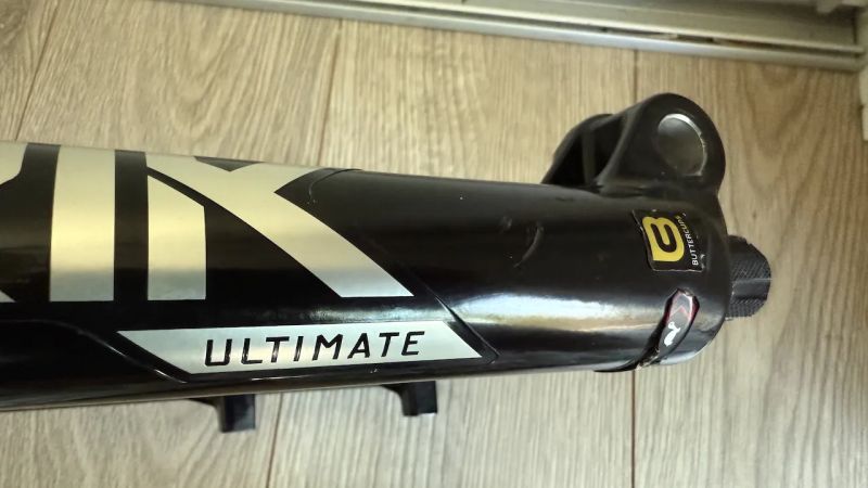 RockShox Lyrik Ultimate Charger 3 RC2 DebonAir+ 160mm/44mm offset
