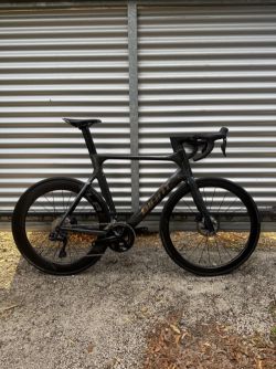 Giant Propel - nová sada Di2 2x12