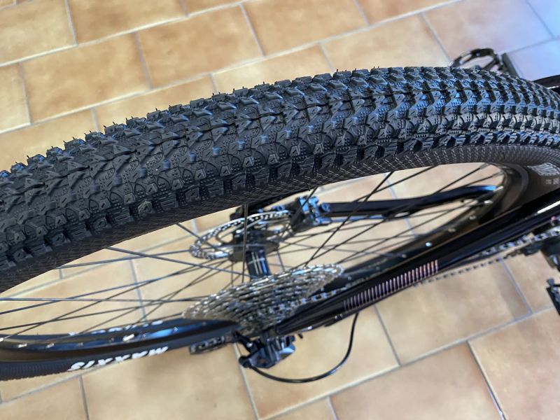 29" horské kolo 4EVER Yoga Light Lady rám S dva měsíce staré