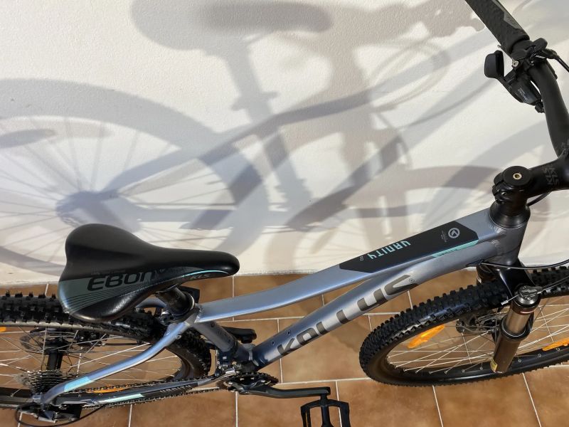 27.5" dámské horské kolo Kellys Vanity 80 rám S v záruce