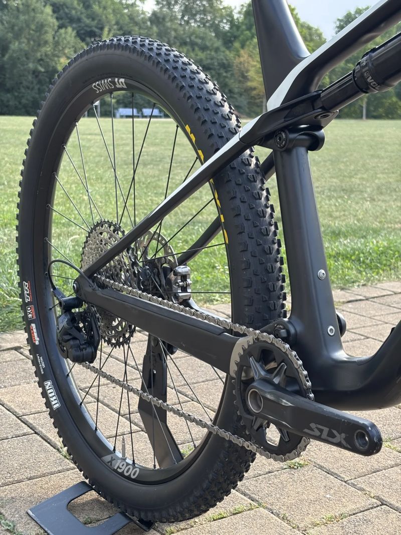 Canyon Lux 2021