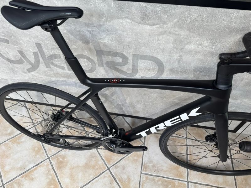 Trek Madone SL 5 Sh 105 disc vel. M/L