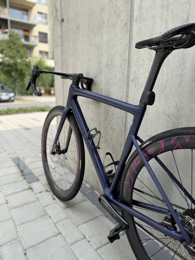 Specialized Tarmac SL8 Custom, MCFK kola, dual wattmetr, rainbow, váha 6,99 Kg, vel. 54