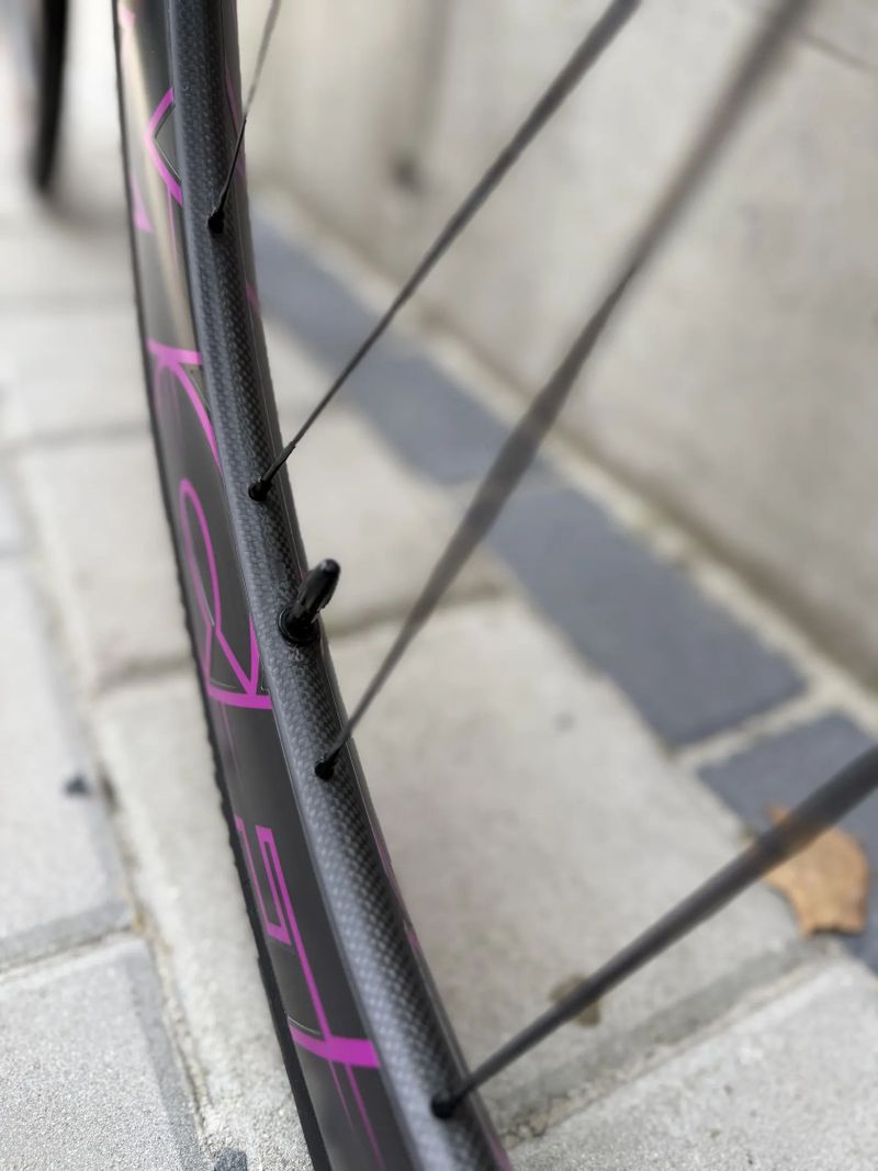 Specialized Tarmac SL8 Custom, MCFK kola, dual wattmetr, rainbow, váha 6,99 Kg, vel. 54