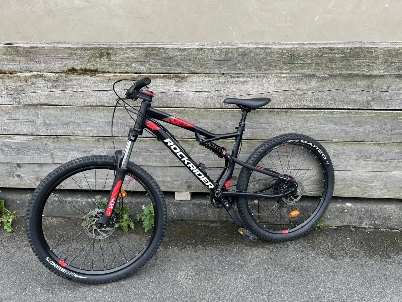 Prodám horské kolo Rockrider st530s. Sedlovka force.