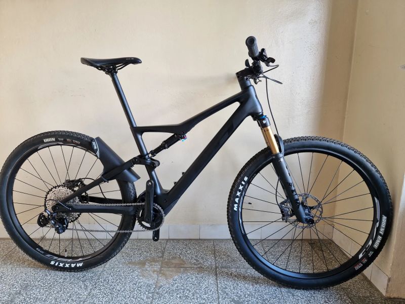 LEHKÉ eMTB BH iLynx Race Carbon LT 7.7.