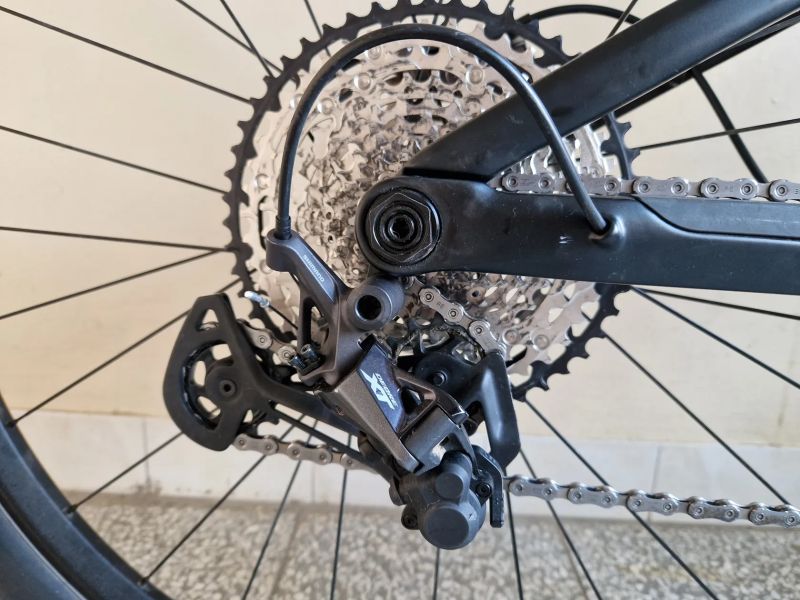 LEHKÉ eMTB BH iLynx Race Carbon LT 7.7.