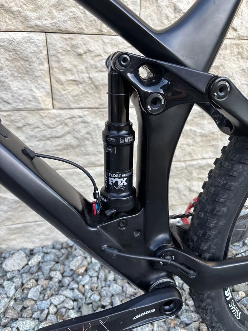 Yt Izzo XL - Code RSC, Pike Ultimate