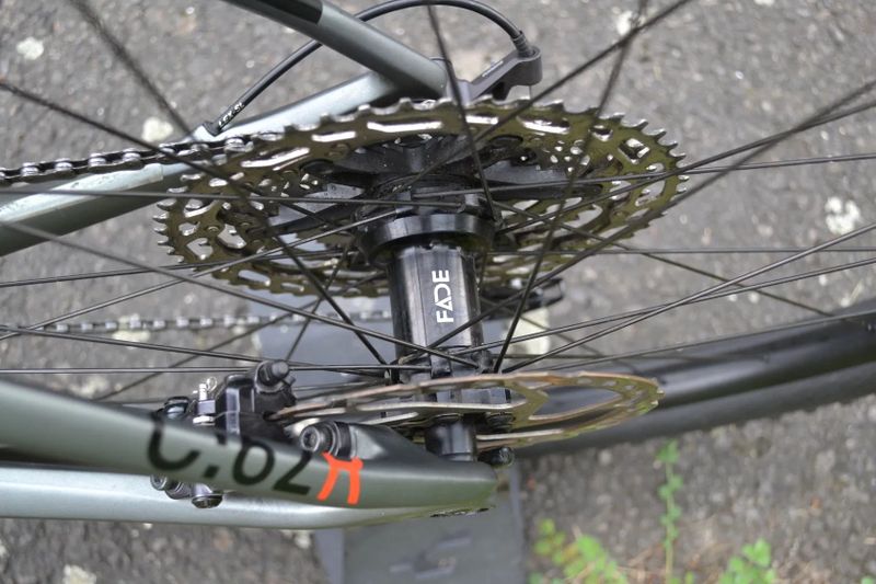 Cube Reaction C62 Race Carbon (23") 10,5 kg Top Stav