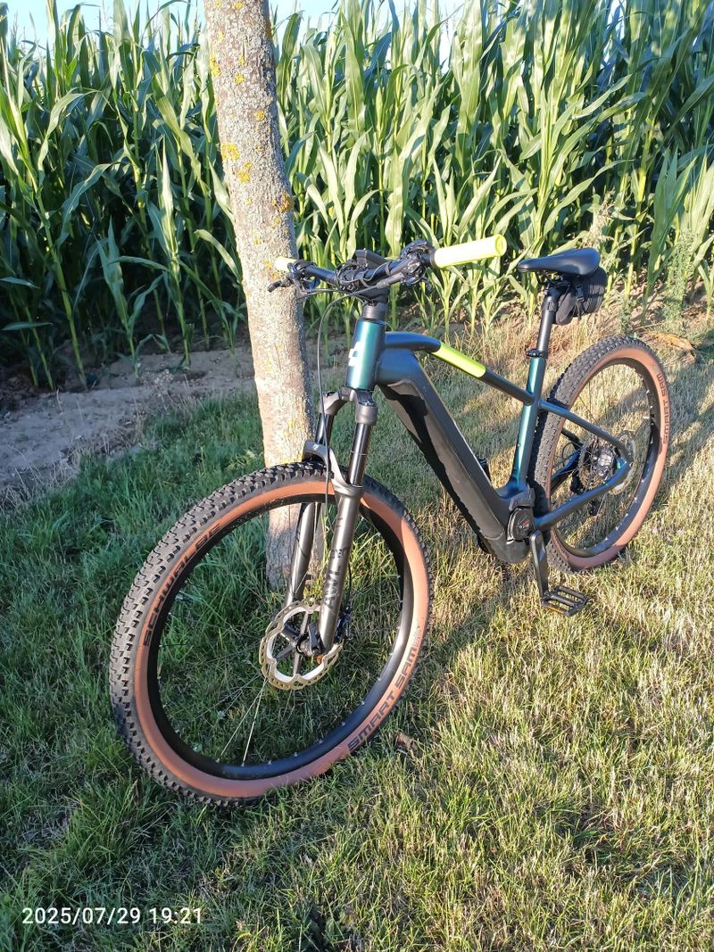 Prodám Cube Reaction Hybrid SLX 750