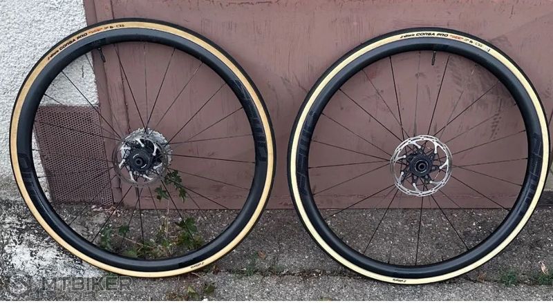 FFWD FastForward RYOT33 DT Swiss 180