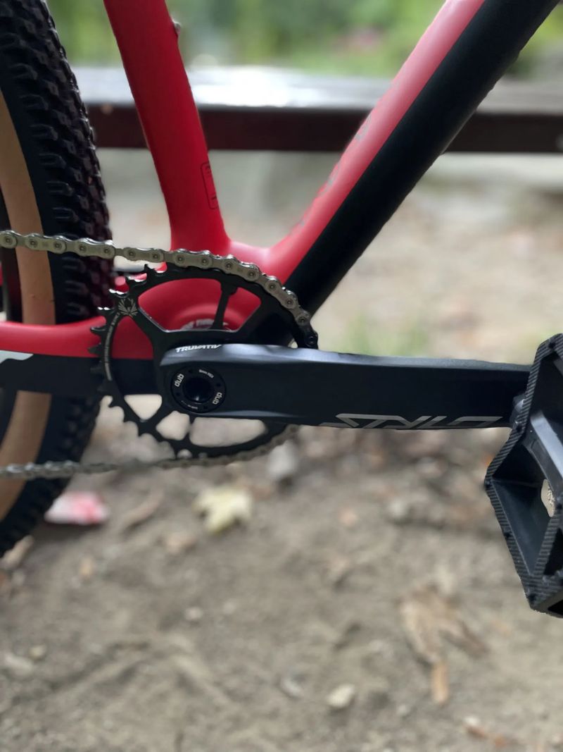 THRUST 29” Carbon 