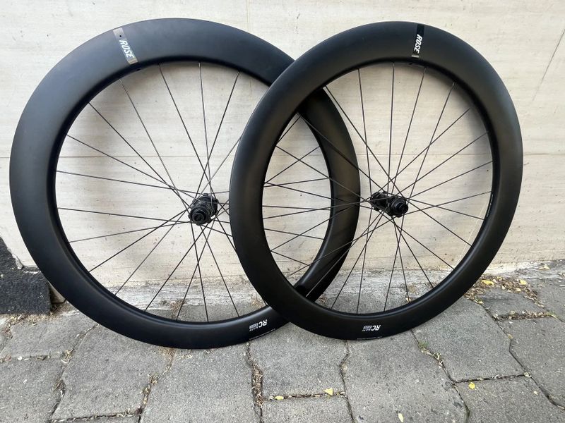 Zapletena kola Rose RC Sixty disk, ořech Shimano, 100/142x12, centerlock