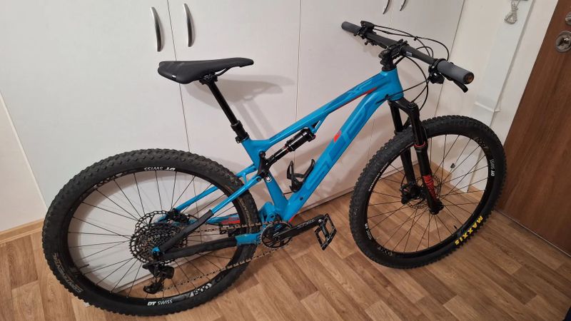 Prodám Superior XF 939 TR (2019), velikost M