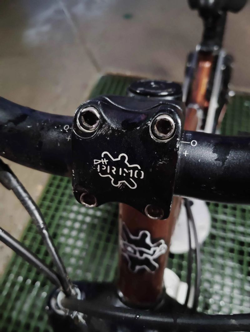 !!SPĚCHÁ!! Kvalitní freeride kolo KONA