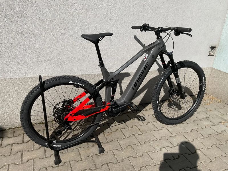 Nové elektrokolo Haibike ALLMTN 4 i800 Wh — motor BOSCH 5.gen velikost L