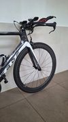 Karbonové triatlonové kolo Felt B16 vel. 54, s karbonovými koly